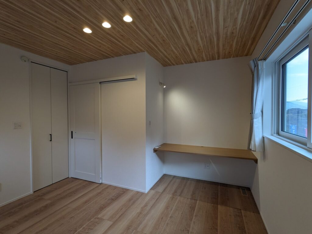 書斎のある主寝室